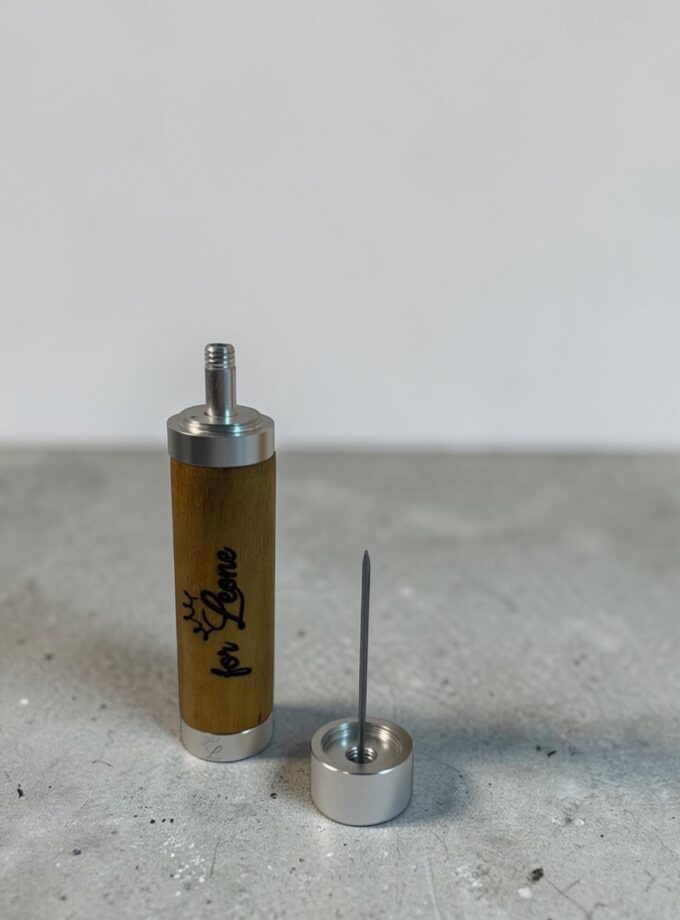 Wine bottle opener